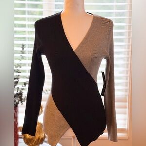 Absolutely Famous Black and Gray V-Neck Sweater